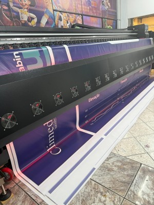 Impressão de Lona 5,00m sem emendas Lona Fosca 380g 5,00m de largura 4x0 Impressão Digital Solvente SEM ACABAMENTO 